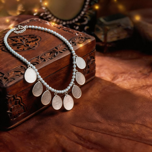 Minimal Gold Disc Statement Necklace for Women